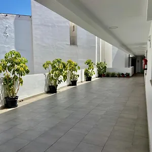 Estudio Con Parking En El Centro De Appartamento